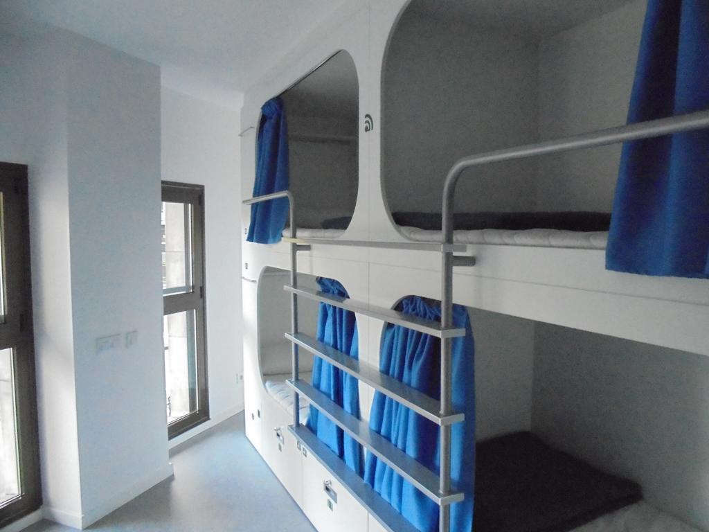 Dream Cube Hostel Barcelona Hostelové postele fotografie